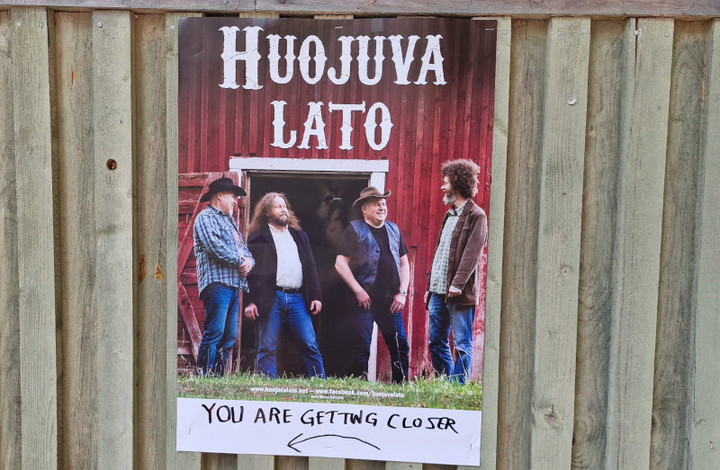 Huojuva lato juliste